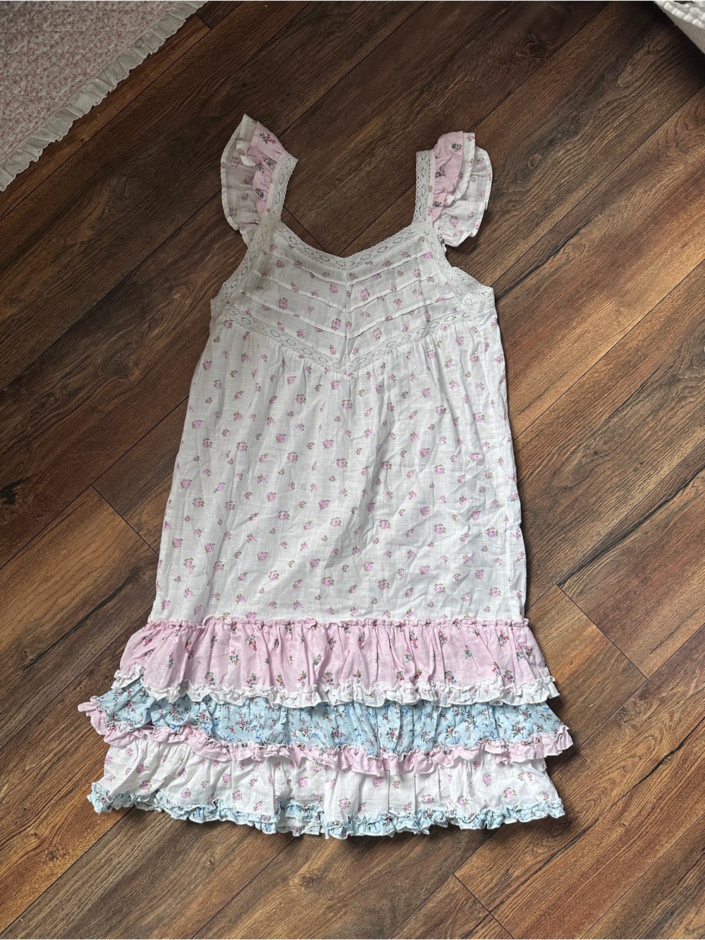 Floral Ruffle Nightgown